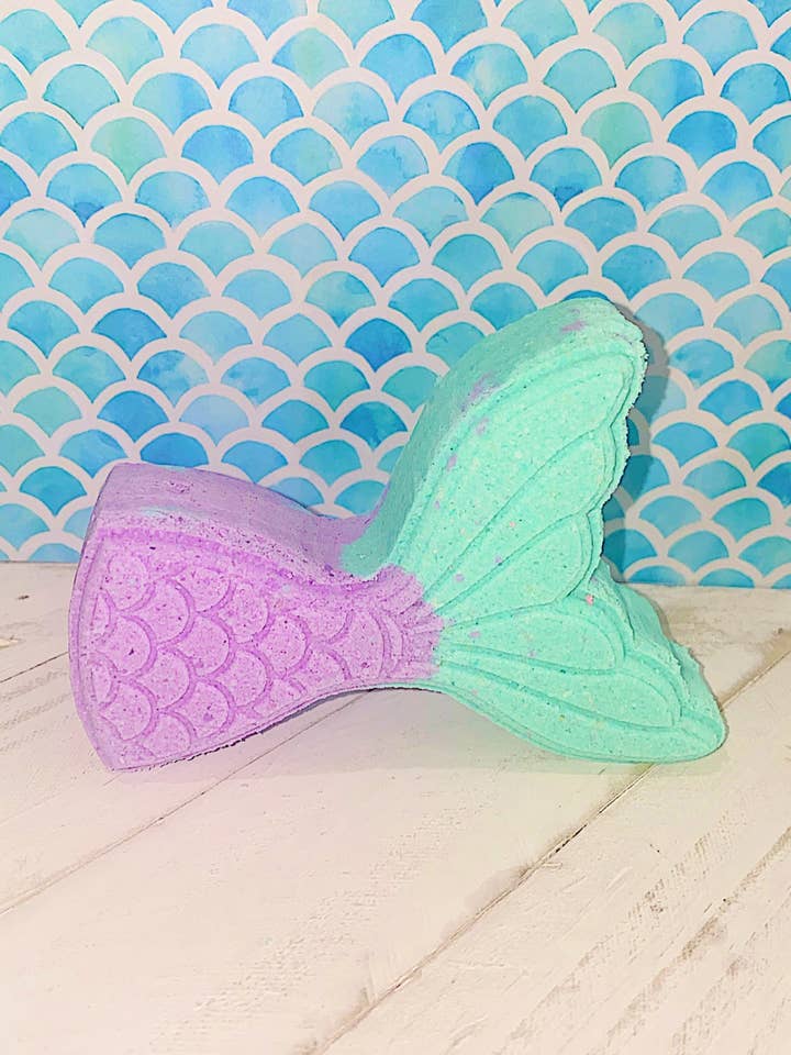 Mermaid Tail Bath Bomb for wholesale by Mandatory Me Time