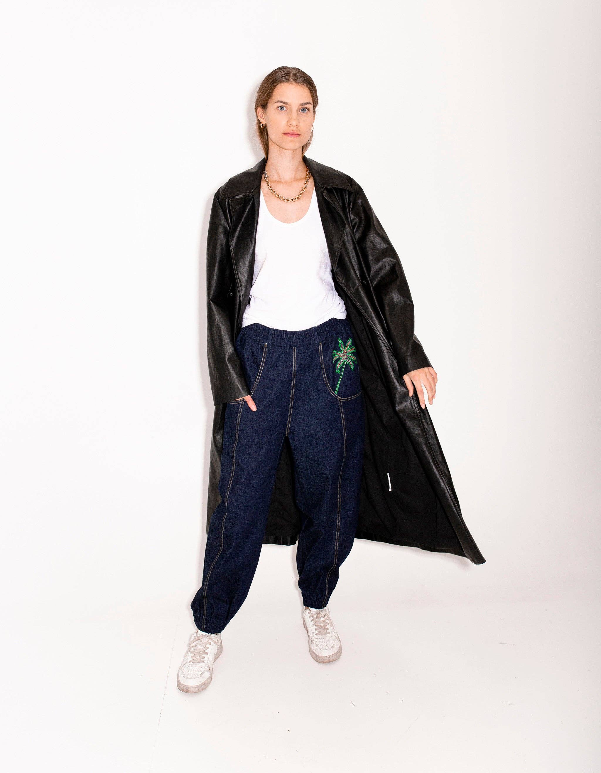 Aline Yaneli - Wholesale Jeans - Women's - Embroidered Jeans1