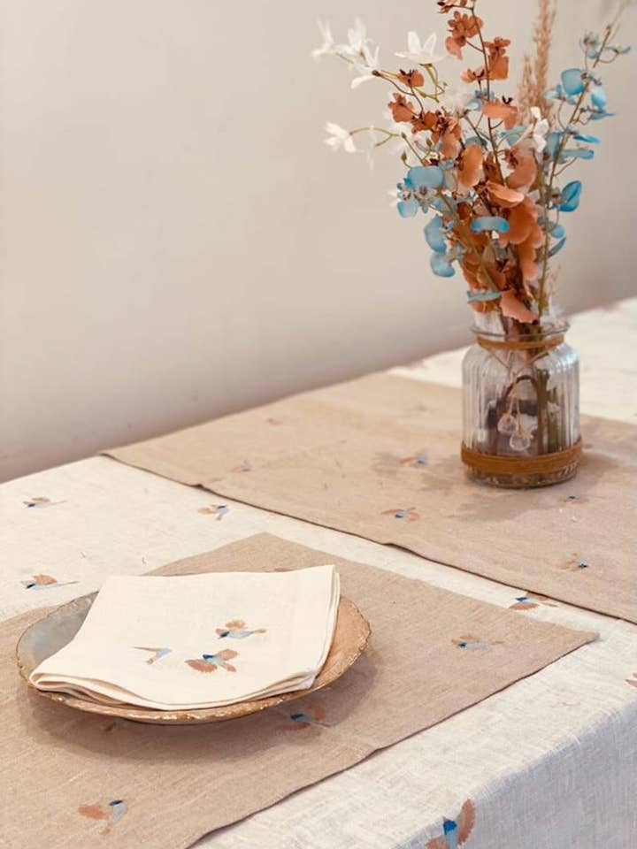 Little Birds Placemats (6) for wholesale by Nile Cottons