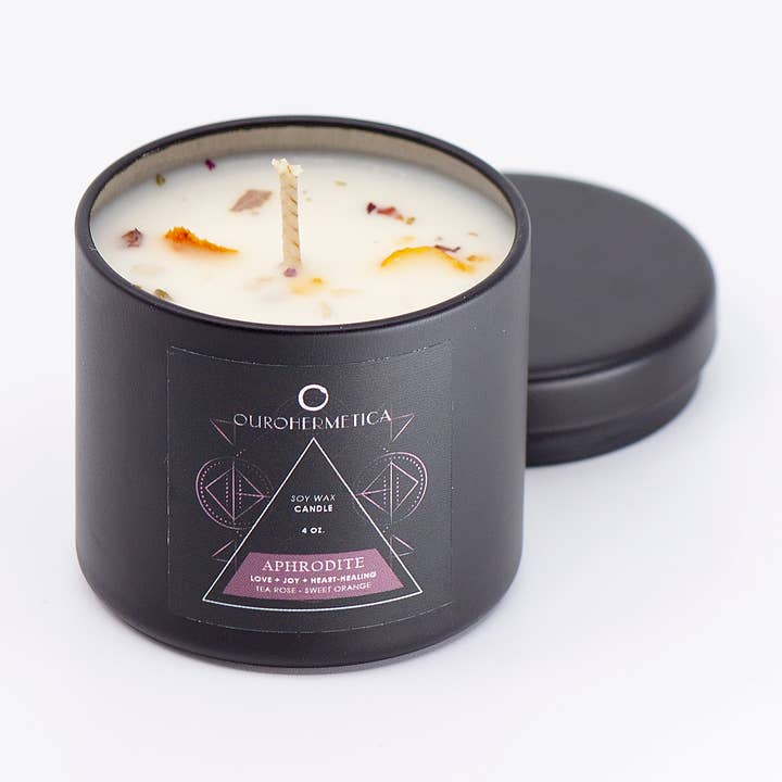 Vela de soja Aphrodite Ritual con ingredientes botánicos y cuarzo rosa para venta al por mayor de OuroHermetica