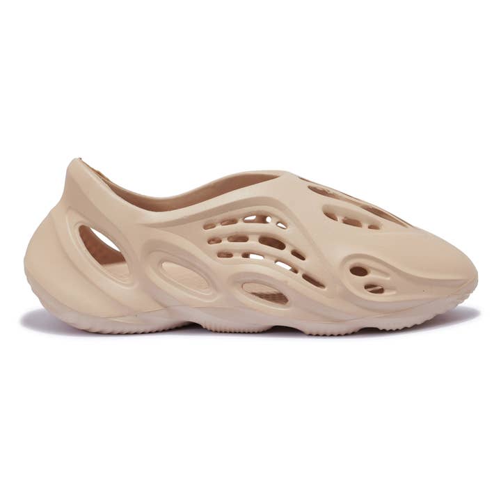 EZ10601 - CUT OUT DETAIL SLIP ON RUBBER for wholesale by City Shoes