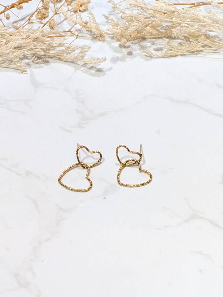 Brincos de corações duplos pendentes 43633 por atacado de LOLO & YAYA