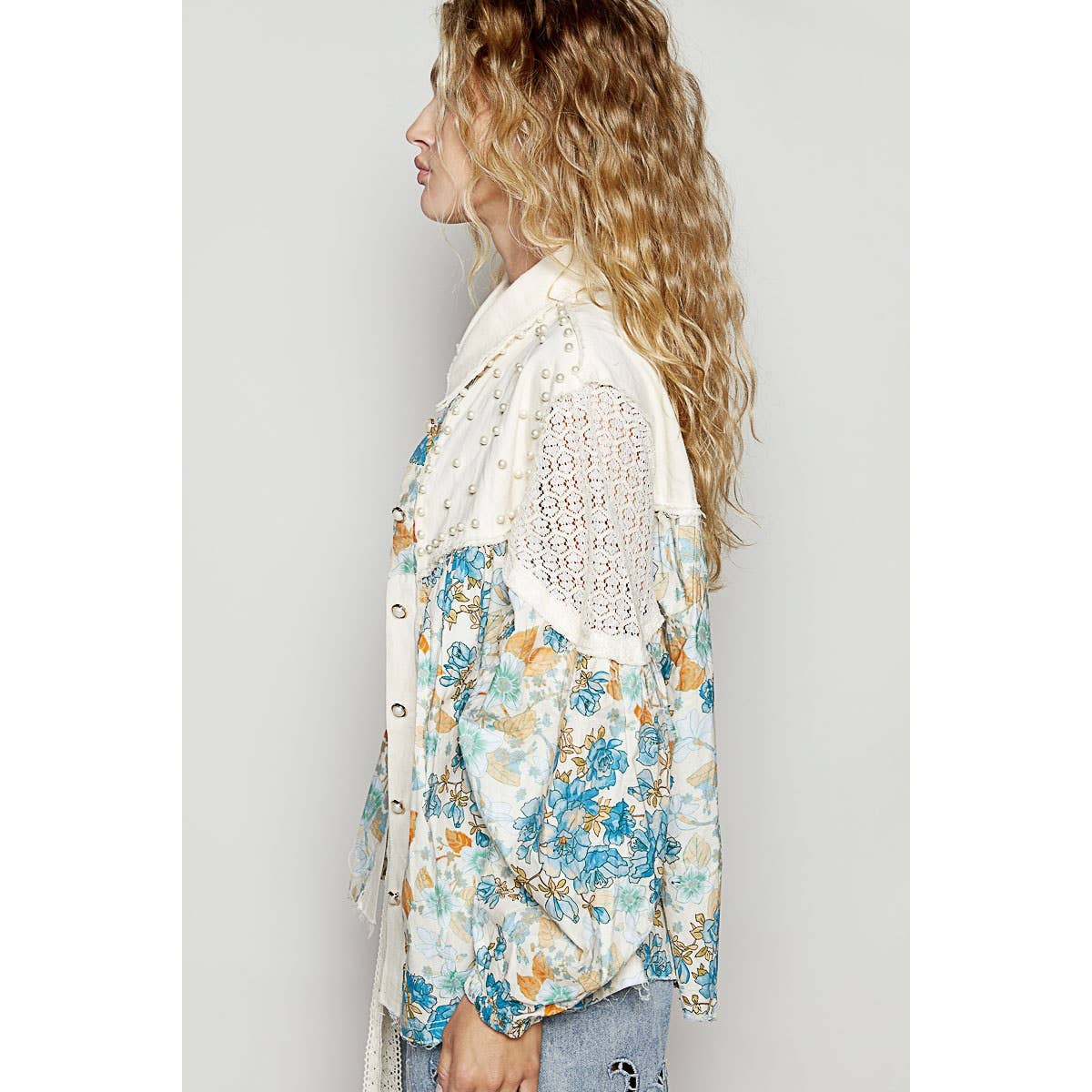 Pol Clothing - Vente Chemise à col boutonné – femme - Chemise contrastante vintage à motif floral délavé7