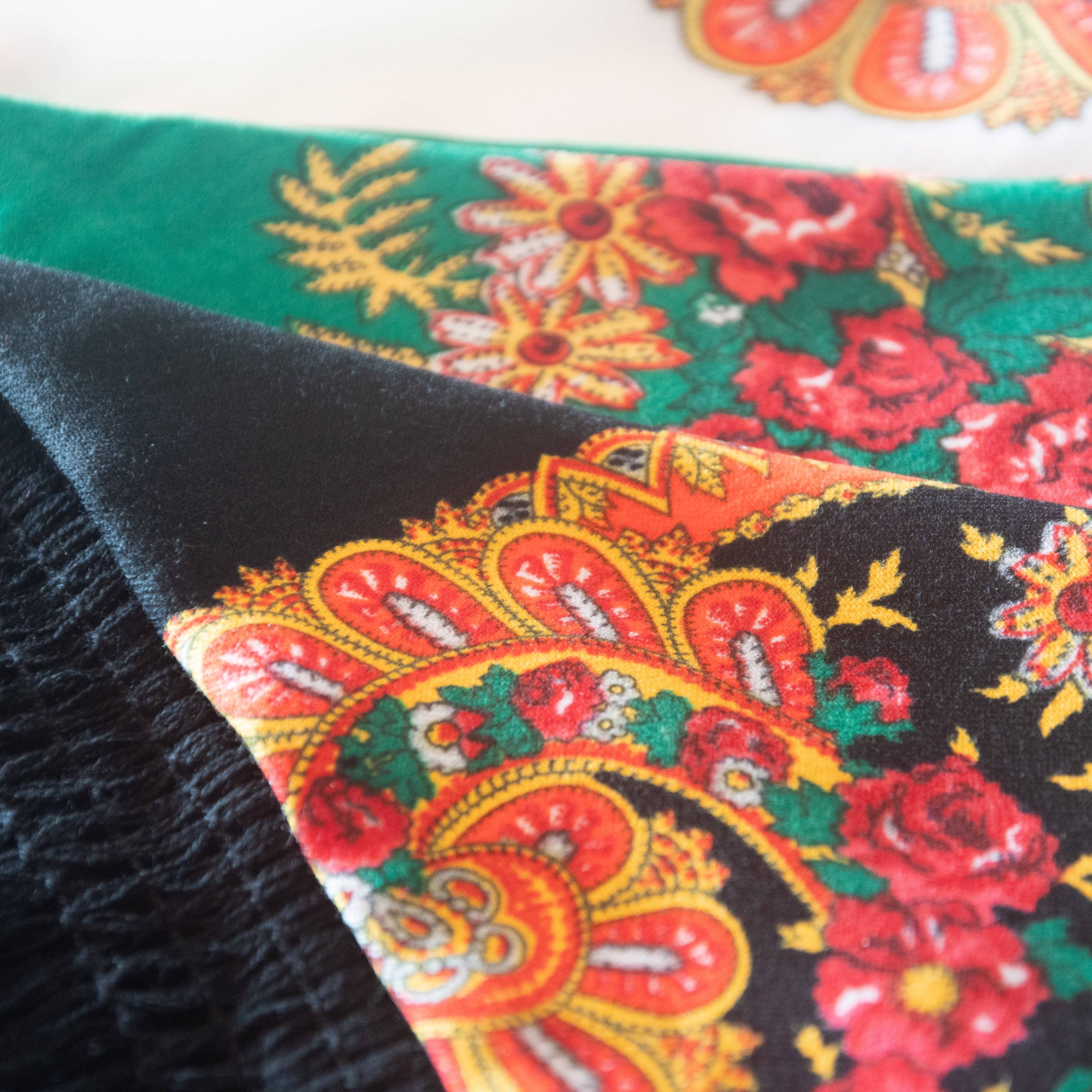 Casa Sofia - Vente Écharpe – femme - Foulard portugais Minhoto « Noir »0