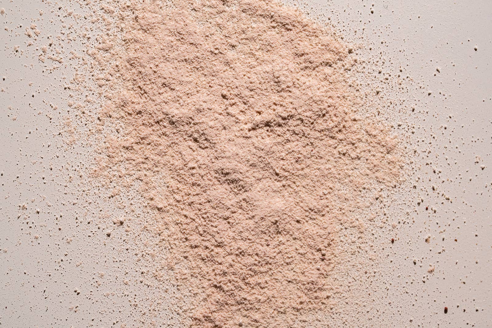 Luna Nectar - Wholesale Dry Shampoo - Mars Sand Volumizing Adaptogenic Dry Shampoo | Benzene-Free1