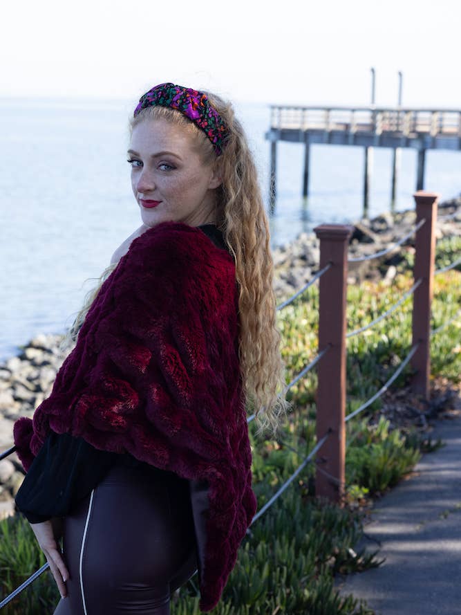 Poncho - Florence Burgund für den Großhandel von Tourance