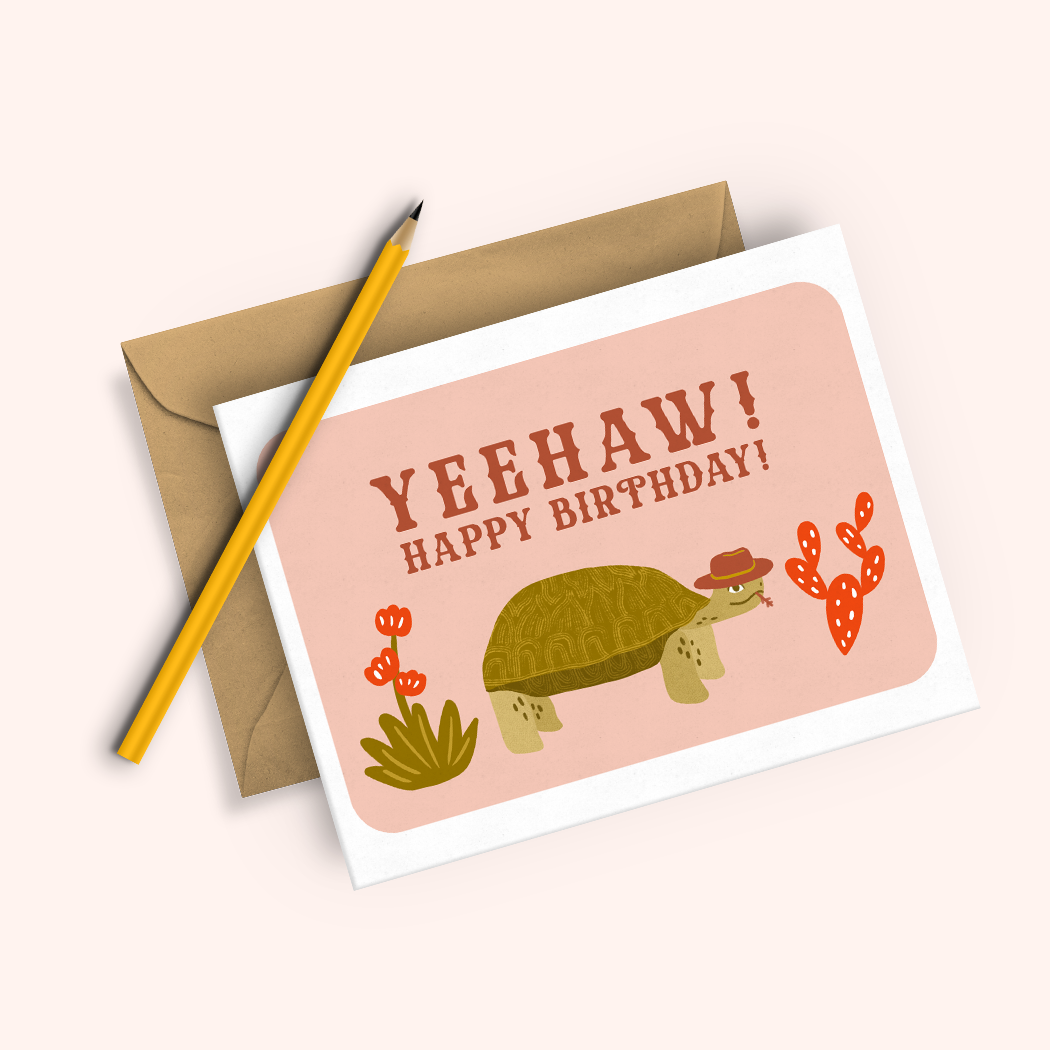 Squidly Designs – Großhandel Geburtstagskarten – Yeehaw Herzlichen Glückwunsch zum Geburtstag! Lustige Geburtstagskarte mit Cowboy-Schildkröte1