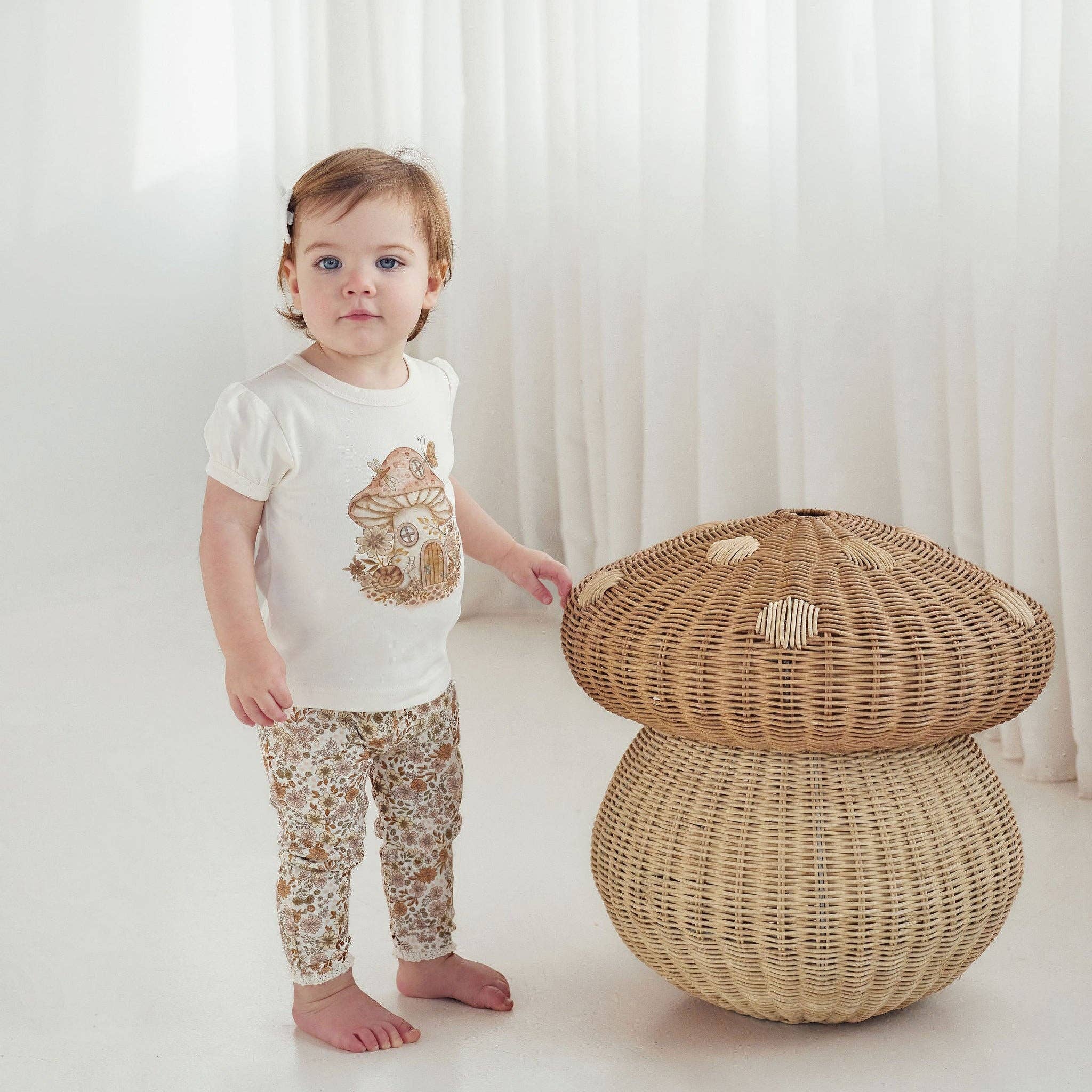 Natural Bailey Floral Leggings for wholesale on Faire3