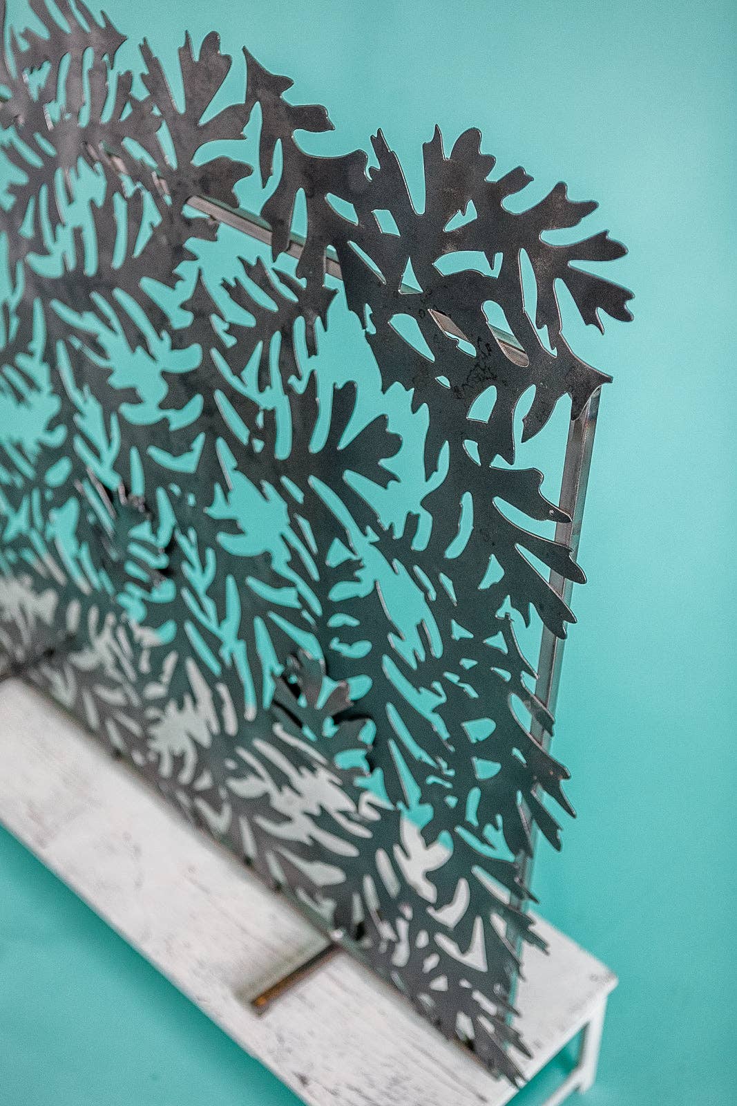 Garden Deva Sculpture Co. - Wholesale Fireplace Screen - Oak Leaf Fireplace Screen2