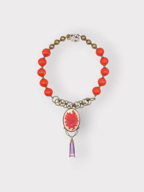 Empire-Halskette für den Großhandel von Julie Sion