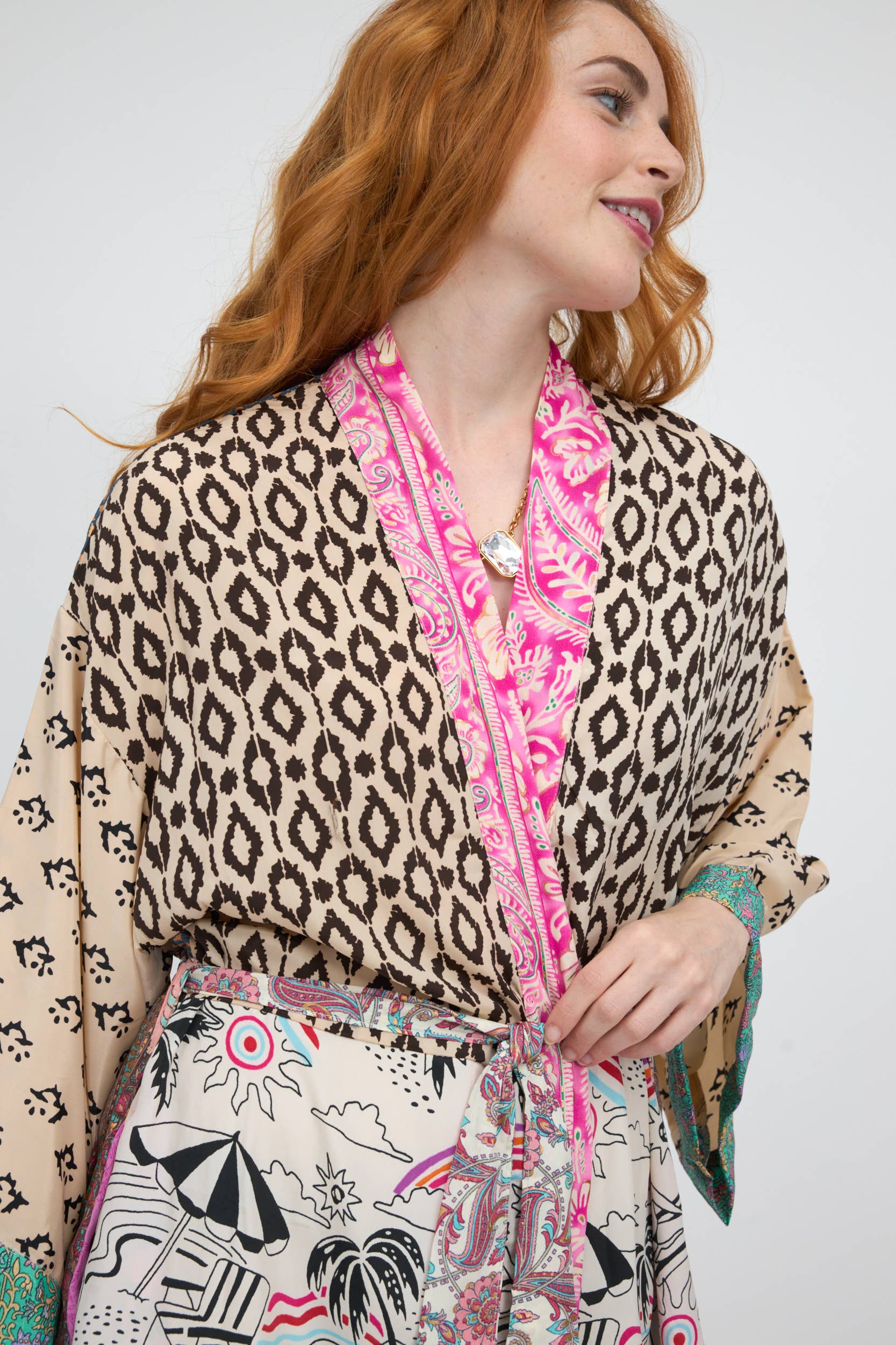 ASSORTIMENT Dames lange patchwork kimono - RENACER COLLECTIE voor groothandel op Faire3