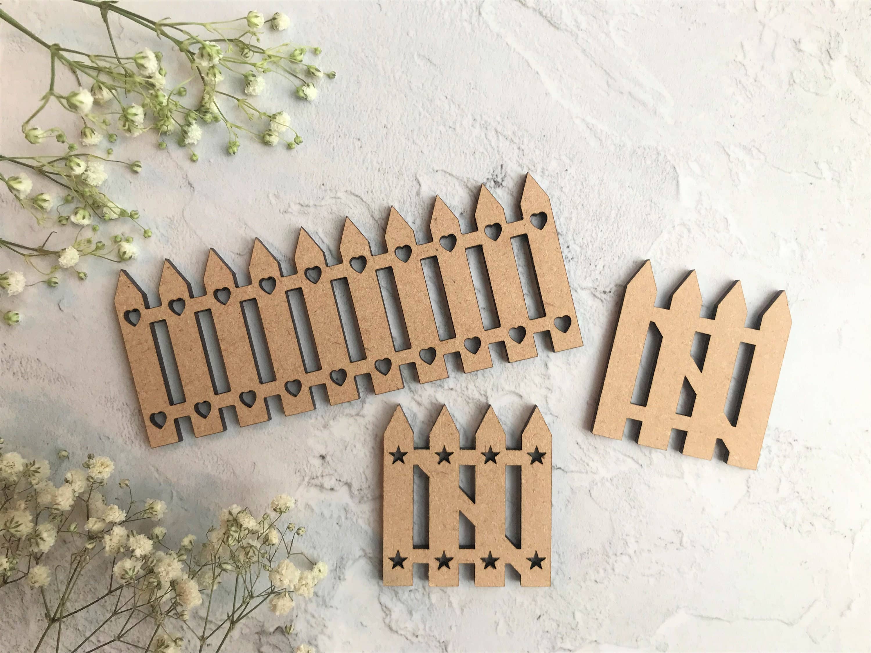Deco Rach Design – wholesale Outdoor ornament/decor – Fairy Garden Fence Miniature Wooden Picket Fence Panel Doll4