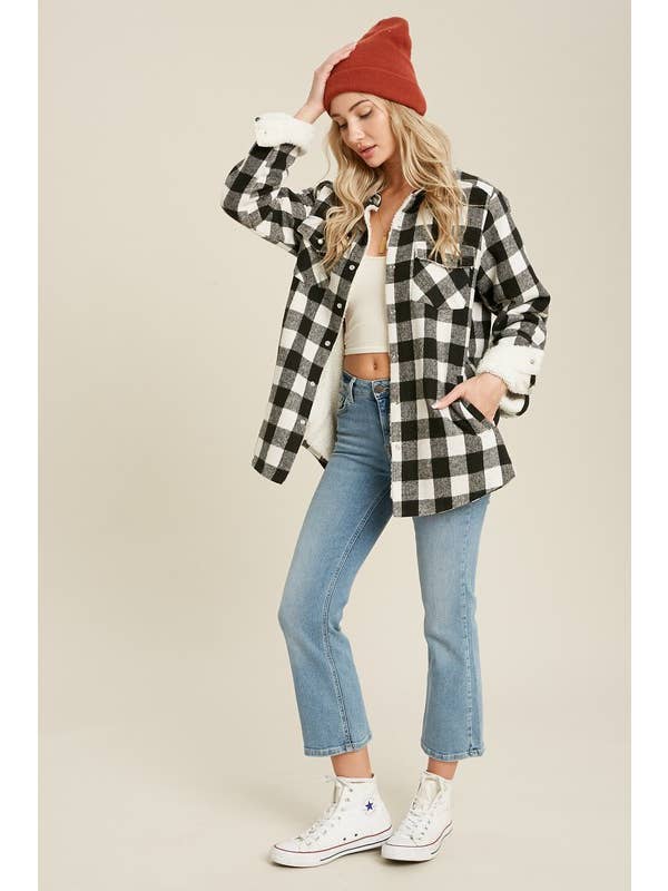 Pink Irene Wholesale - Wholesale Shirtjack/Shacket - Dames - SHERPA GEVOERD GERUITE JAS AAN DE VOORKANT19