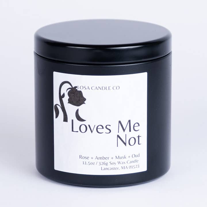 Bougie Édition Limitée Loves Me Not pour la vente par LoSa Candles