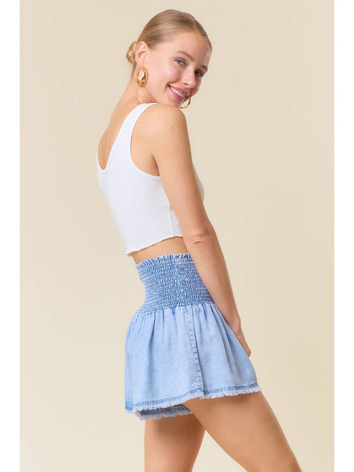 Doe and Rae - Wholesale Shorts - Women's - TENCEL DENIM SMOCKED WAIST WIDE LEG SHORT - 8764P