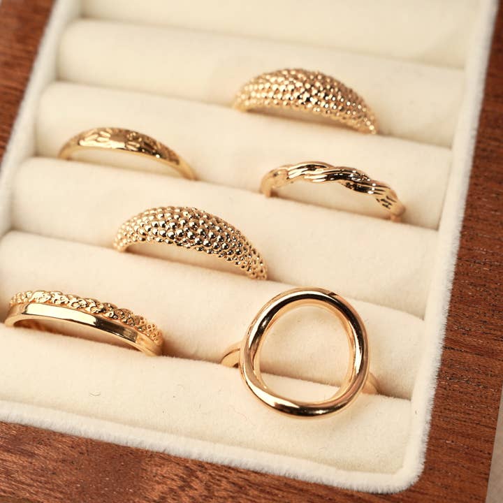 Meora Paris - Wholesale Band/Stacked Ring - 18k Gold Plated Circle Ring2