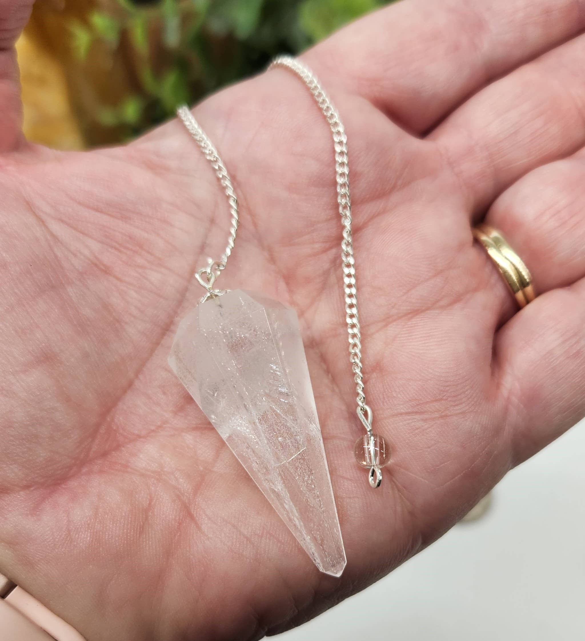 Meraki Gemstones – wholesale Pendelbräda – Klar kvarts pendel med silverpläterad kedja9