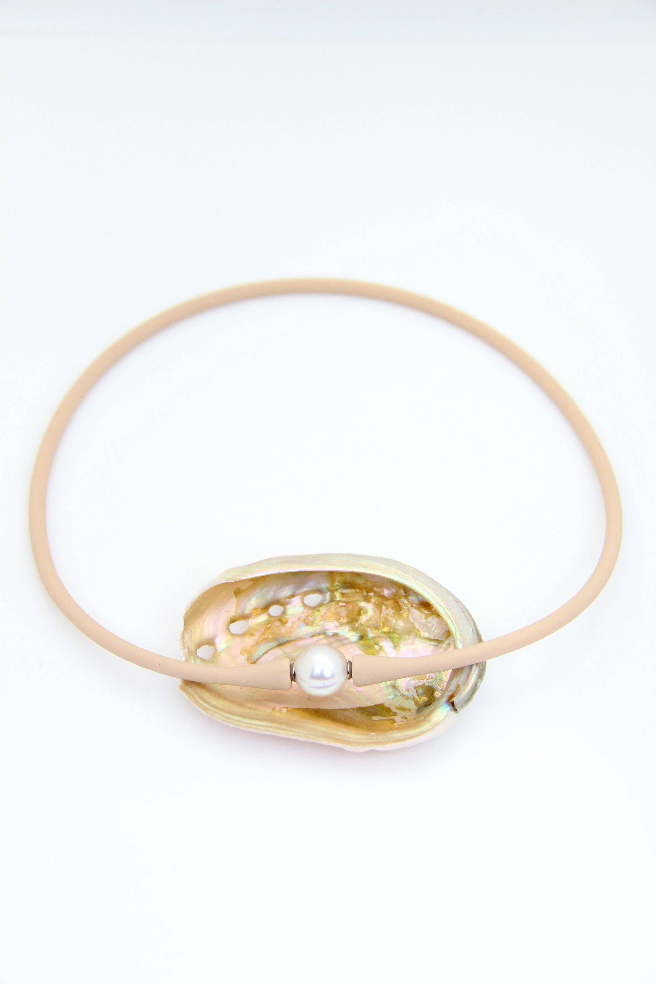 Woman Shops World – wholesale Beaded/pearl necklace – Janis The Pearl Silicone + Pearl Necklaces, Waterproof16