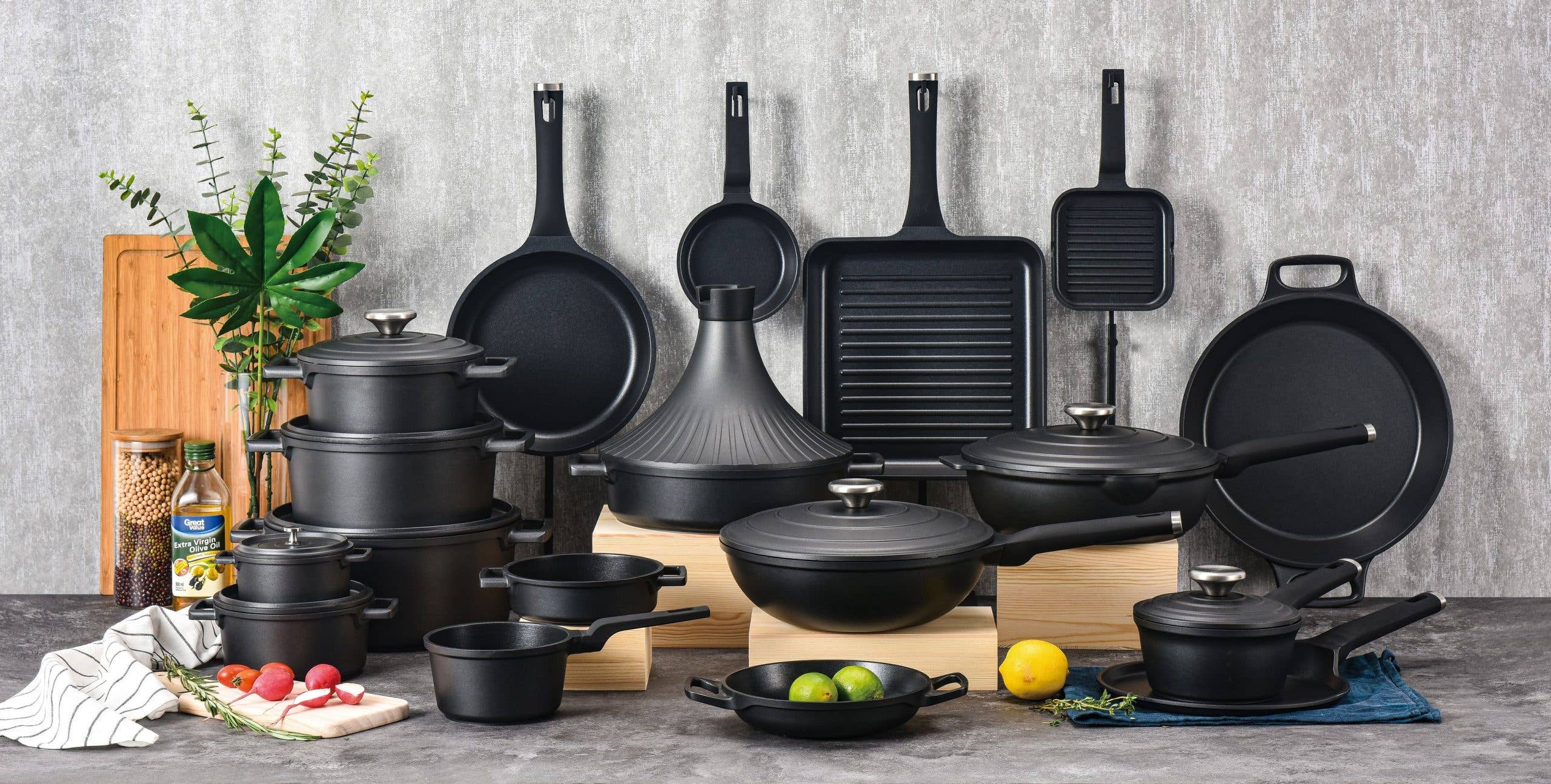 Black Stockholm 28cm Casserole with Lid for wholesale on Faire1