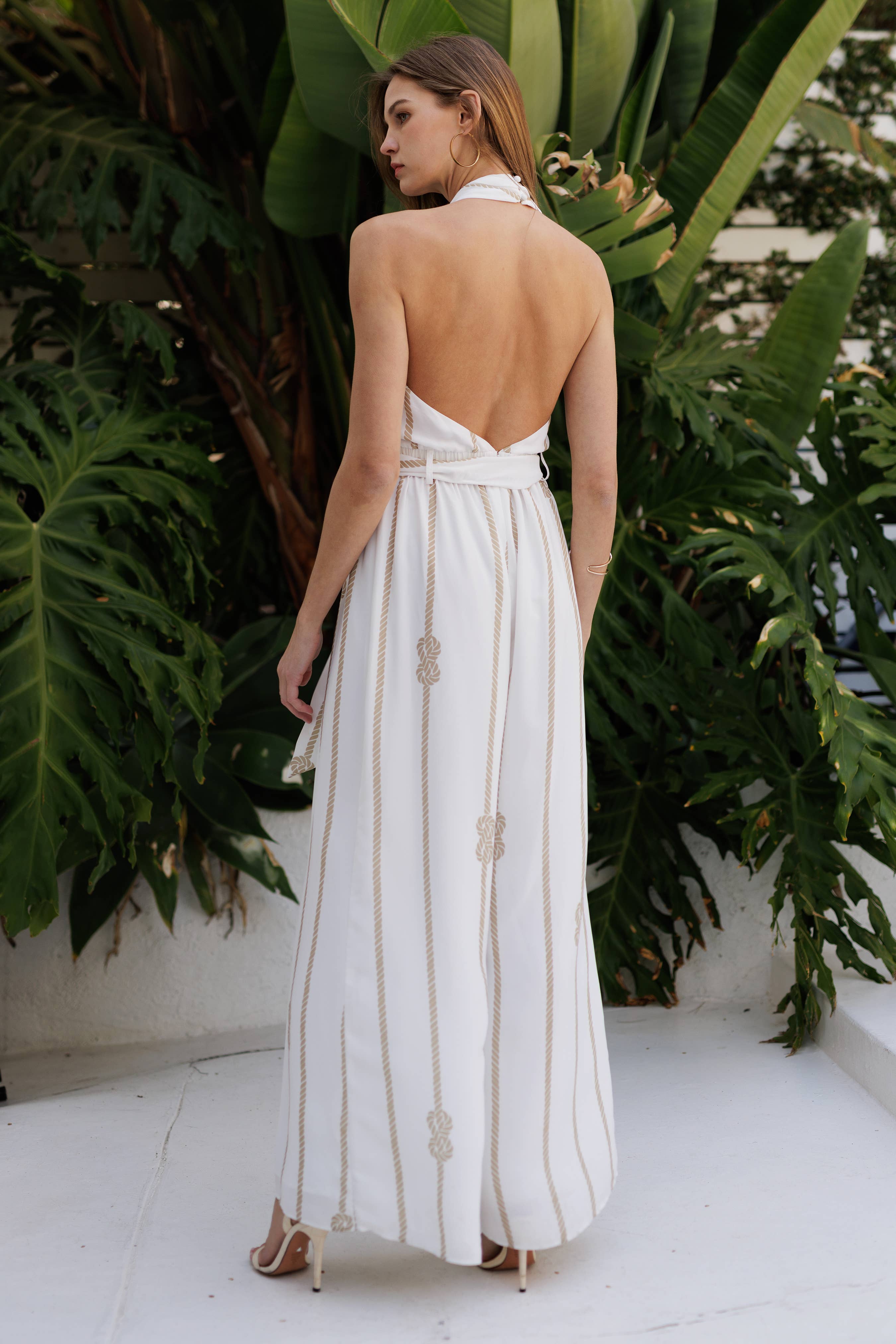 Vit Jumpsuit med korshalter och repdetalj för wholesale på Faire8