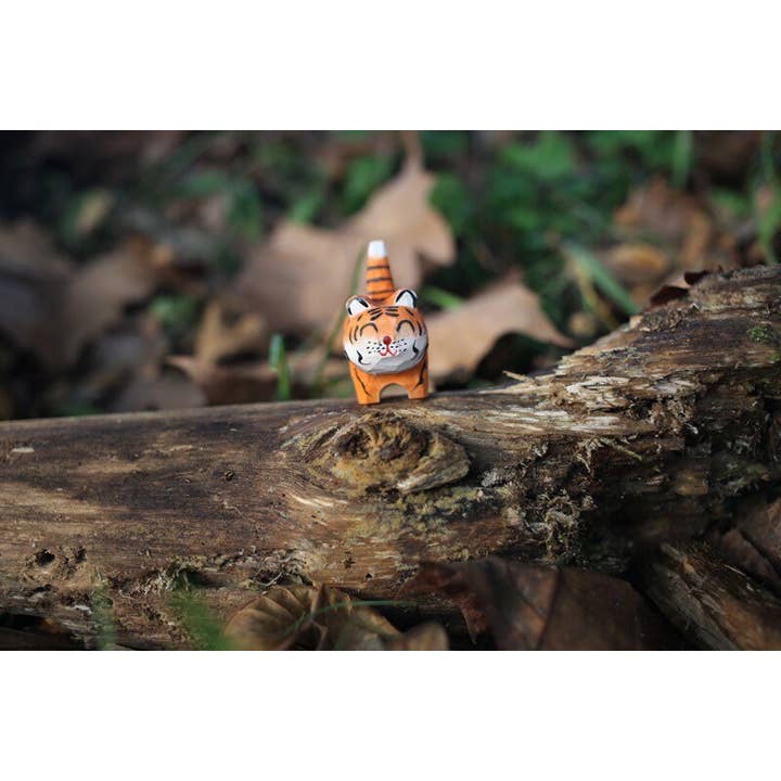Gohobi - Wholesale Decorative Figurine - Gohobi Hand crafted wooden Tiger ornaments unique gift for h