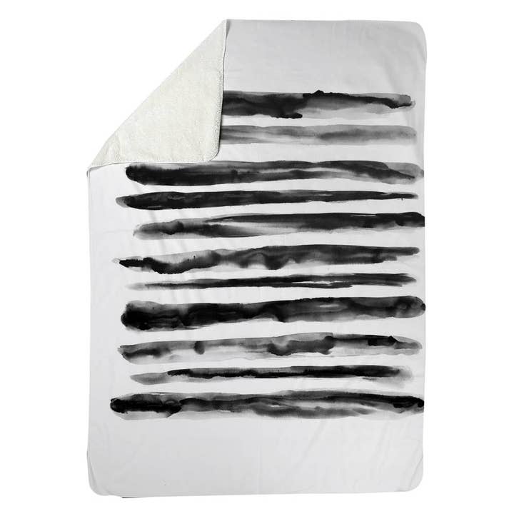 Hatching | Sherpa fleece blanket 60" x 80" for wholesale by BEGIN HOME DECOR
