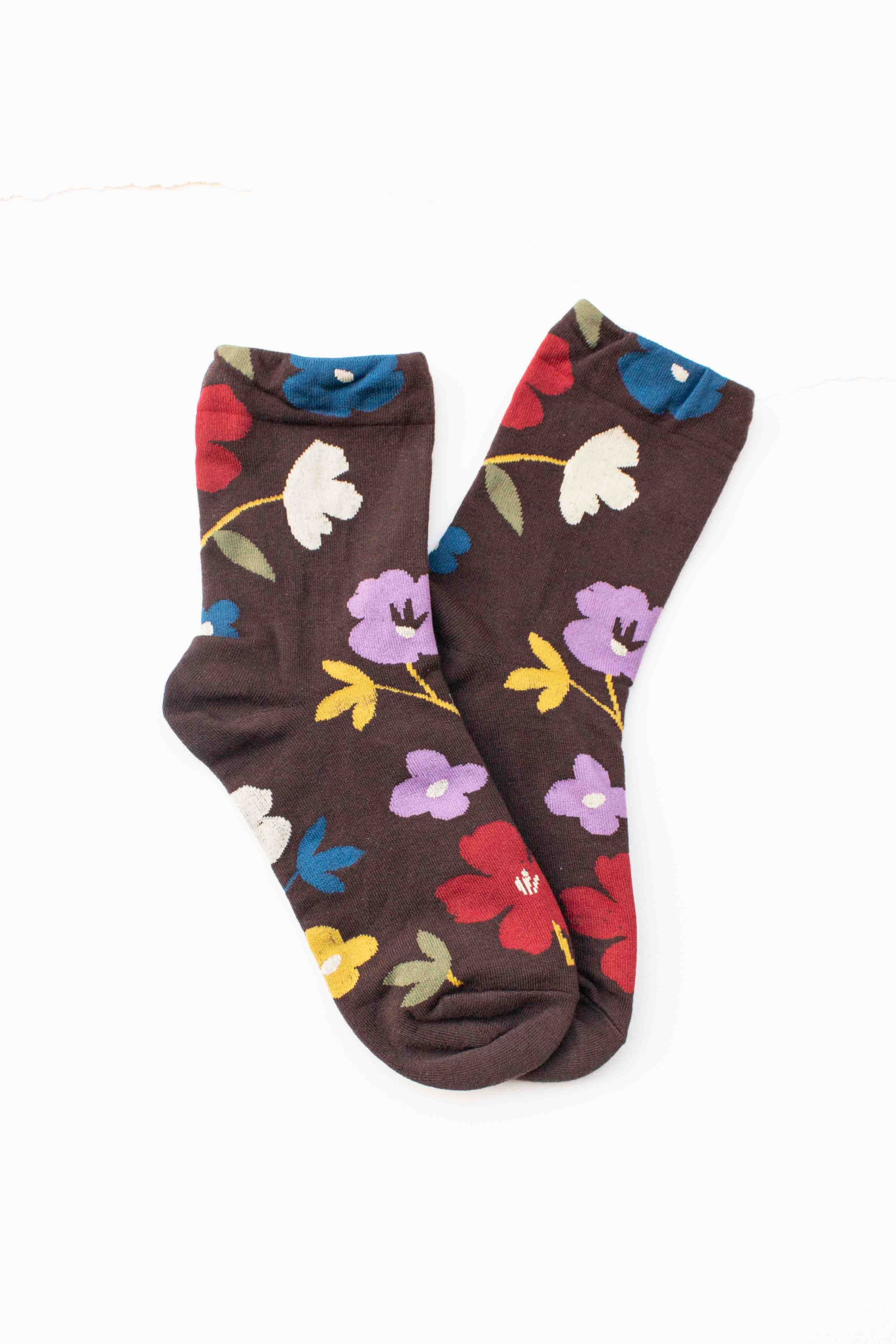 Tiepology - Wholesale Socks - Women's - Ella Floral Casual Socks1
