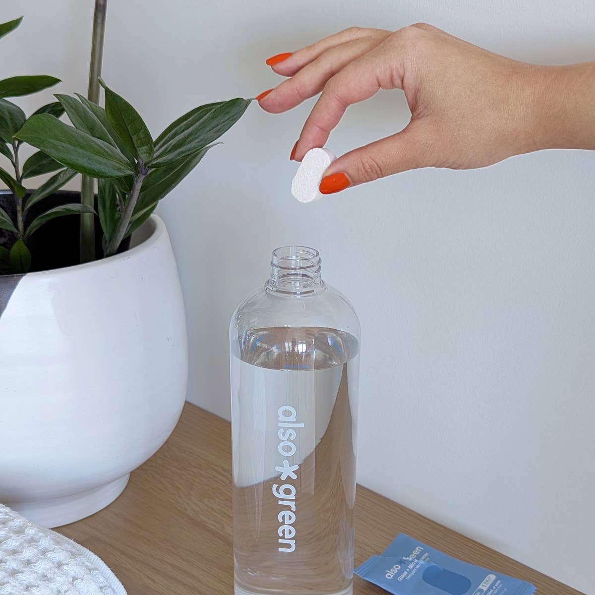 Also Green - Wholesale Glass Cleaner - Glass + Mirror Cleaner Tablet Refills2