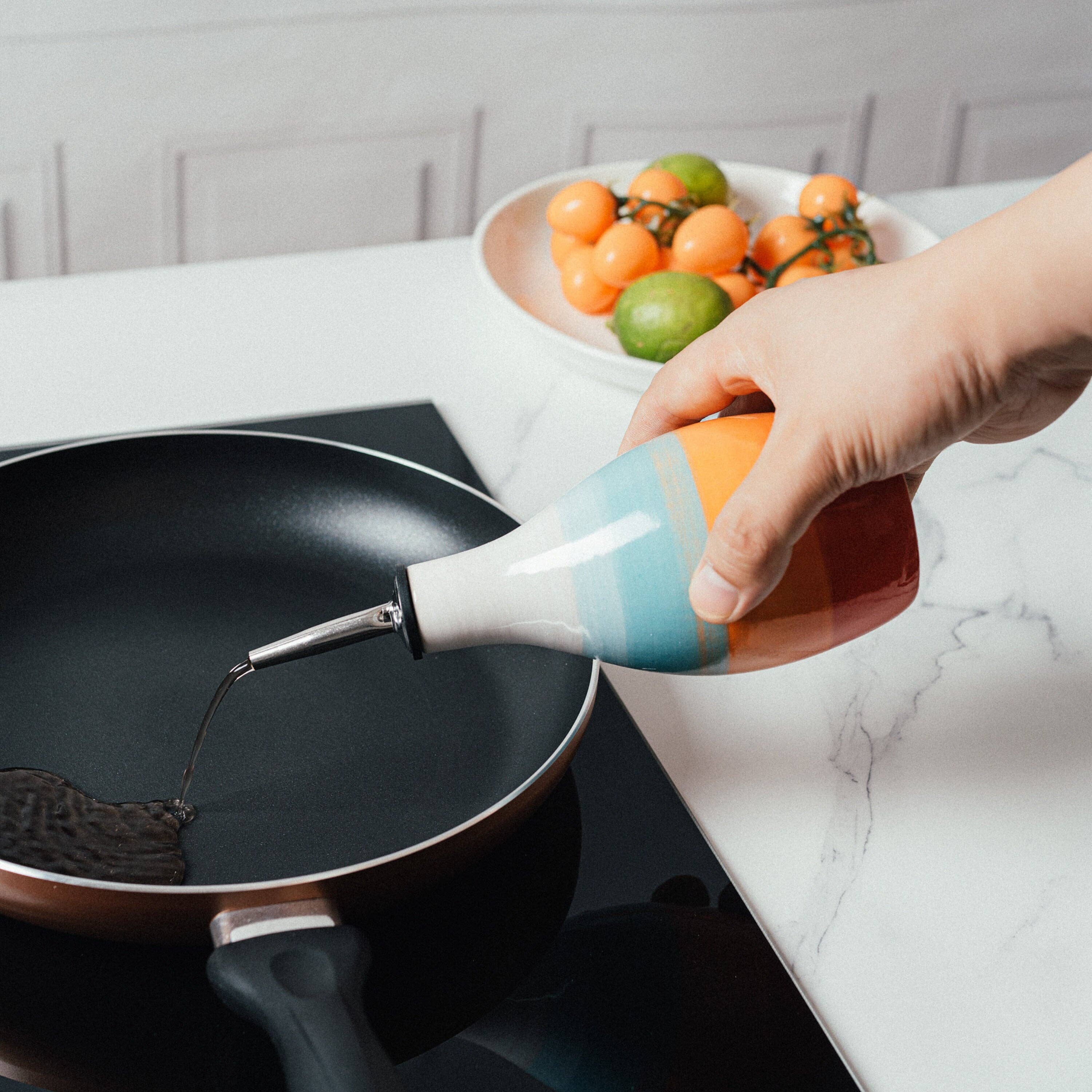 The Wine Savant /  Khen Glassware - Wholesale Oil/Vinegar Dispenser - Cruet Ceramic Olive Oil Dispenser Bottle - 400ml Vinegar2