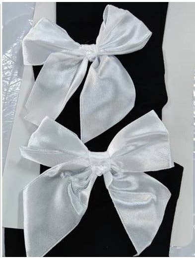 SALINA TRADING INC - Wholesale Stockings – Women′s - Elegant Lace Bow Thigh-High Stockings - Lightweight Nylon3