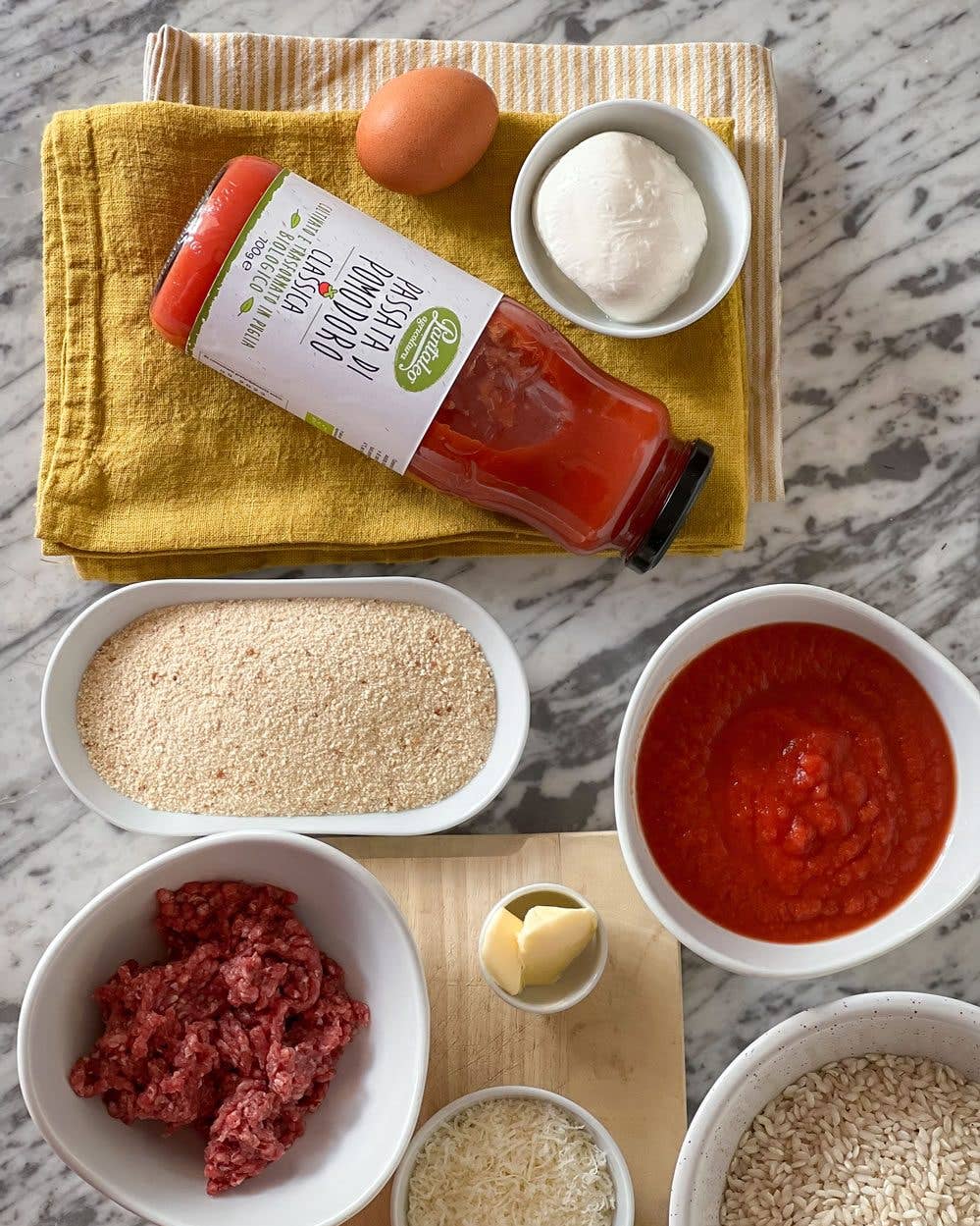 PANTALEO AGRICOLTURA SOC. AGR. SRL - Wholesale Pasta Sauce - Organic Classic Tomato Puree 700g, made in Italy5