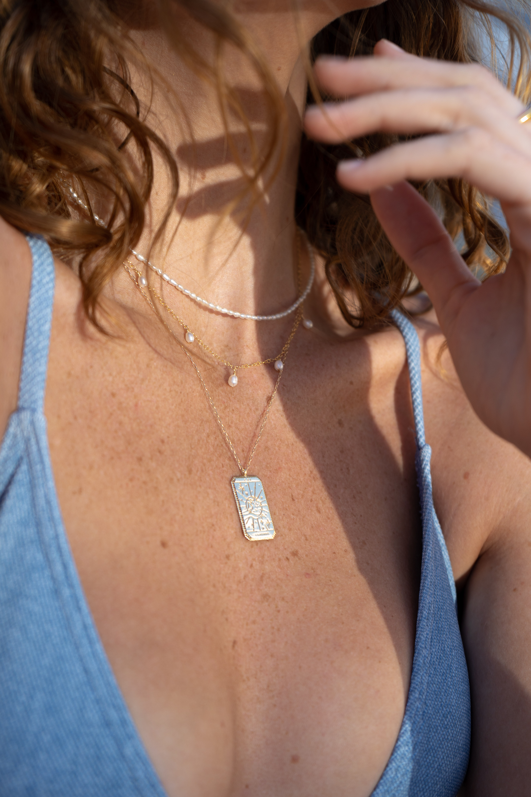 May Martin - Wholesale Halskettinghanger - Vijf parelketting1