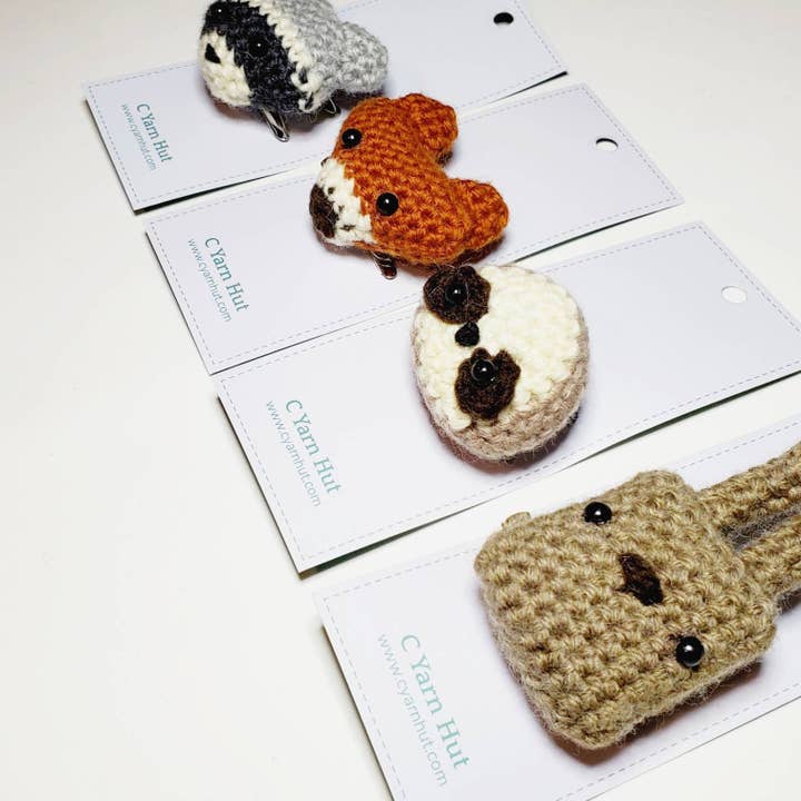C Yarn Hut - Wholesale Brooch - Woodland Animals Brooch - Sloth