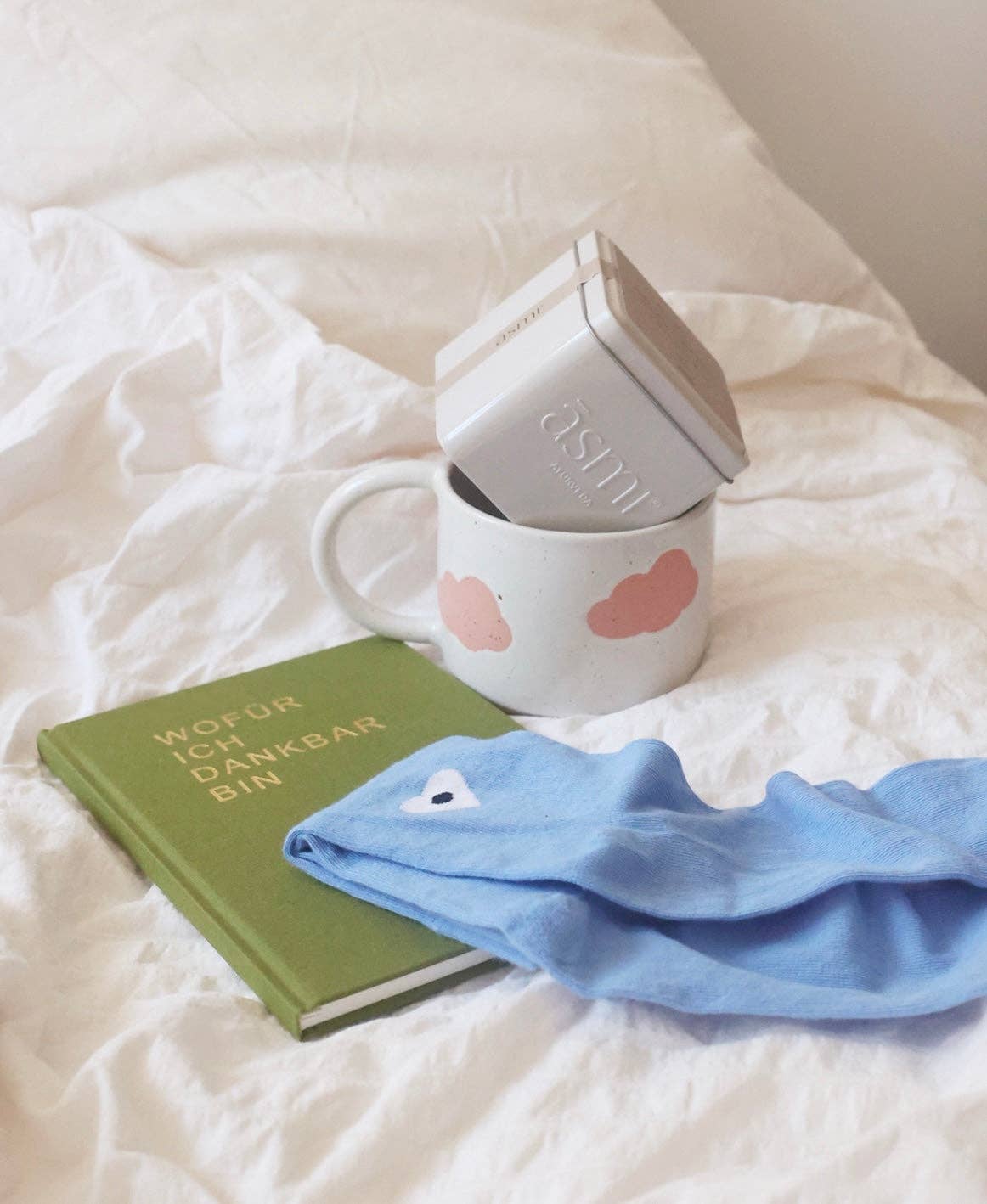 verdure THE LIFE BARN Gratitude Journal For What I Am Thankful Green for wholesale on Faire6