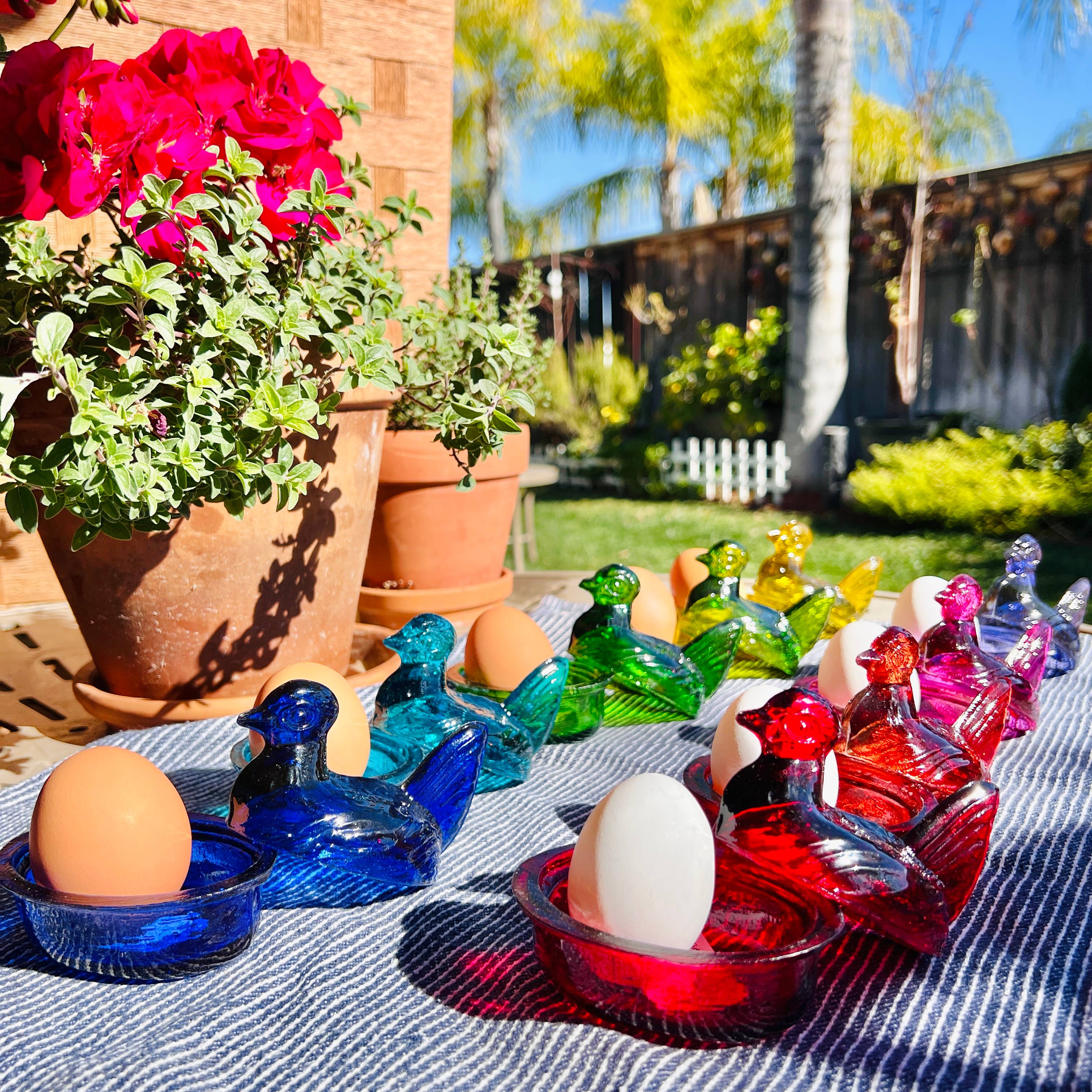 Kitchen One - Wholesale Decorative Plate/Dish/Bowl - Nesting Hen Bowl - TURQUOISE | Hand Blown Glass14