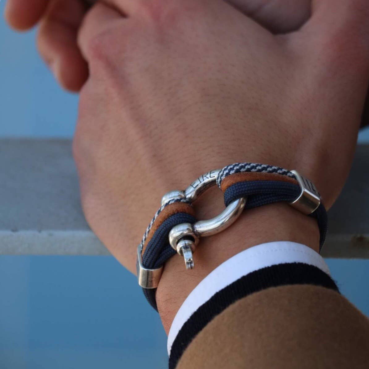 Être - Bracelets & Accessories - Wholesale Jewelry - Men's - Men's Bracelet | Grand - Triple bleu1