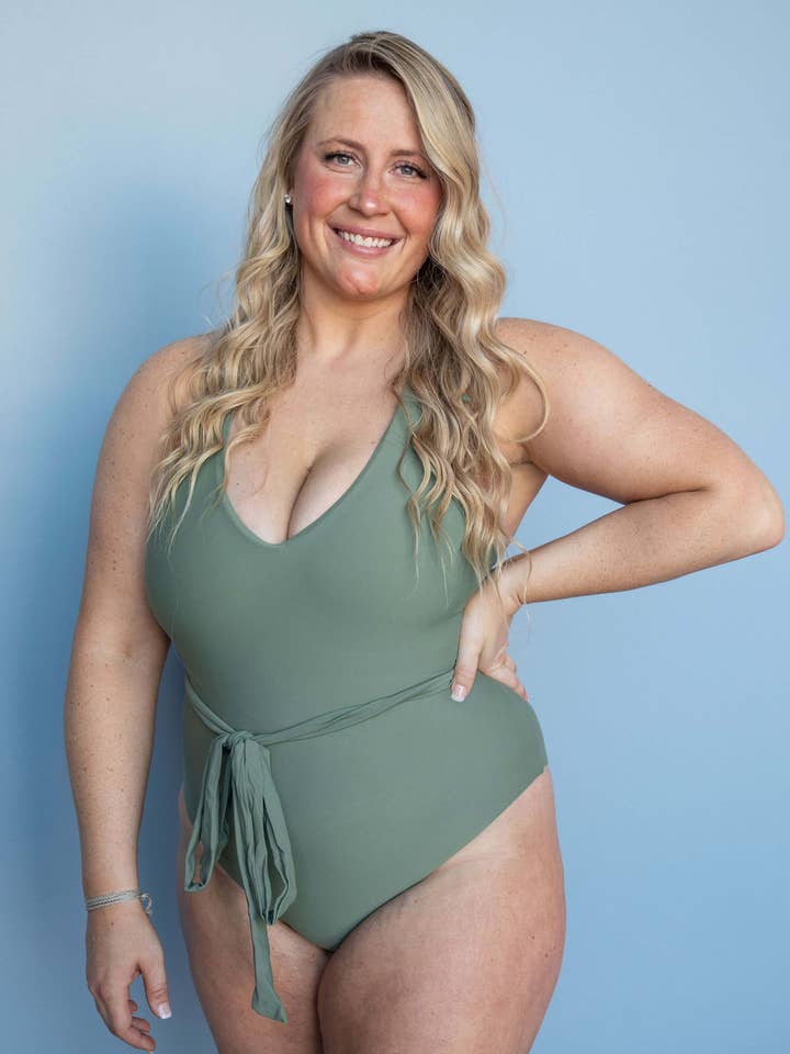 Ella One Piece för wholesale av Graham Swim