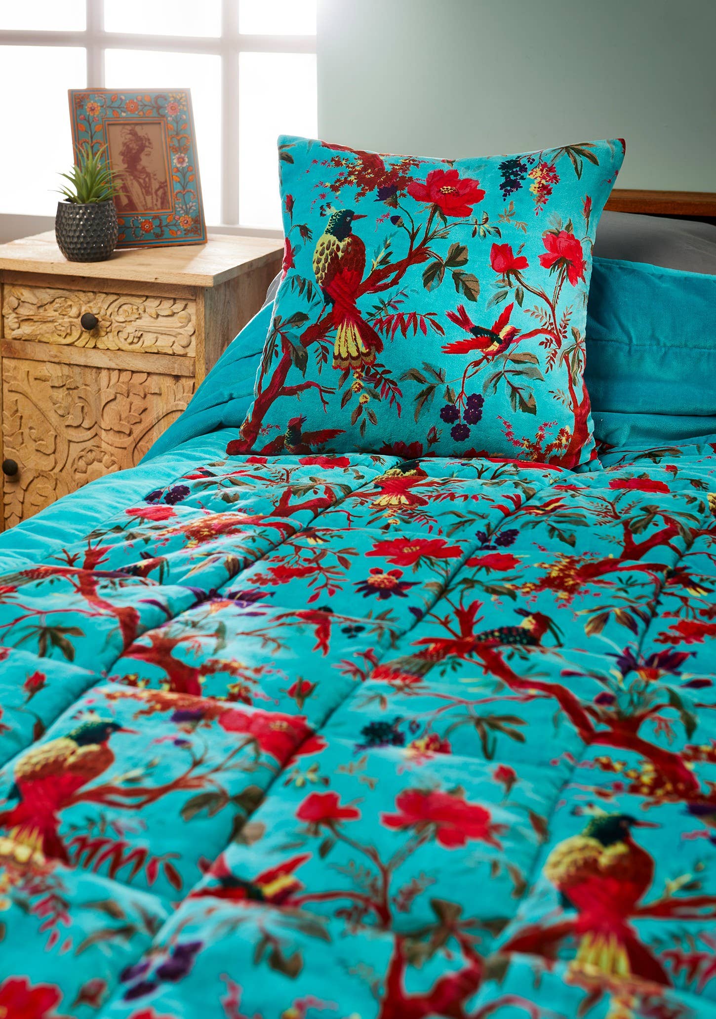 Namaste - Wholesale Quilt - Bird Of Paradise Velvet Quilt - 4 Colour Options0