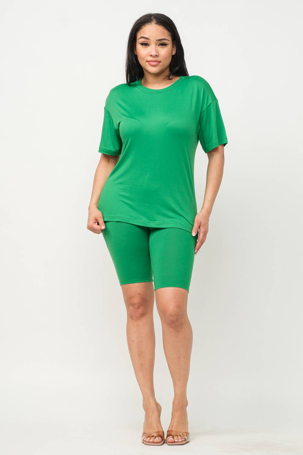 Julia by LoveJ - Vendita all'ingrosso Completo loungewear - Donna - Set di pantaloncini da bici con scollo tondo spazzolato28