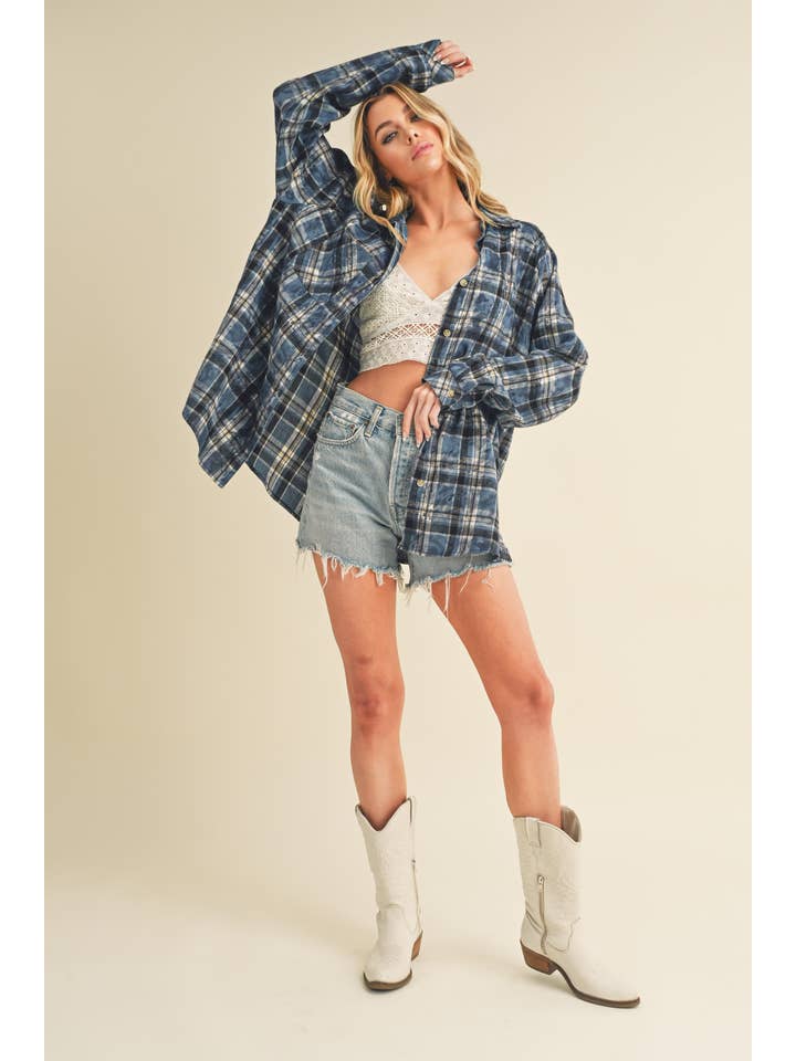 AEMI + CO – wholesale Tröja med knappar – Dam – 8323DN Laura skjorta i tvättat rutigt flanelltyg2