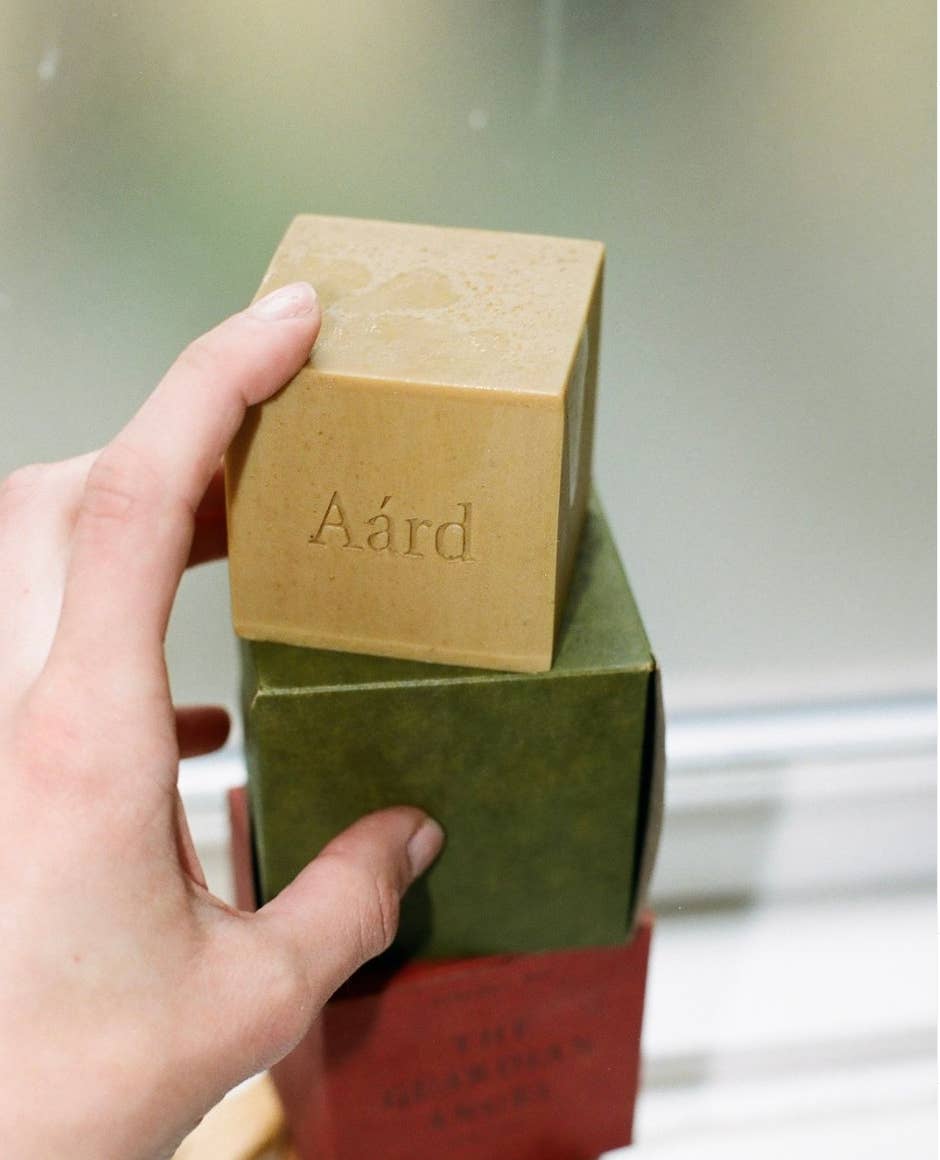 Aárd – sabonete sólido por atacado – Sabonete em cubo Aleppo « The Guardian Angel » com 40% de louro