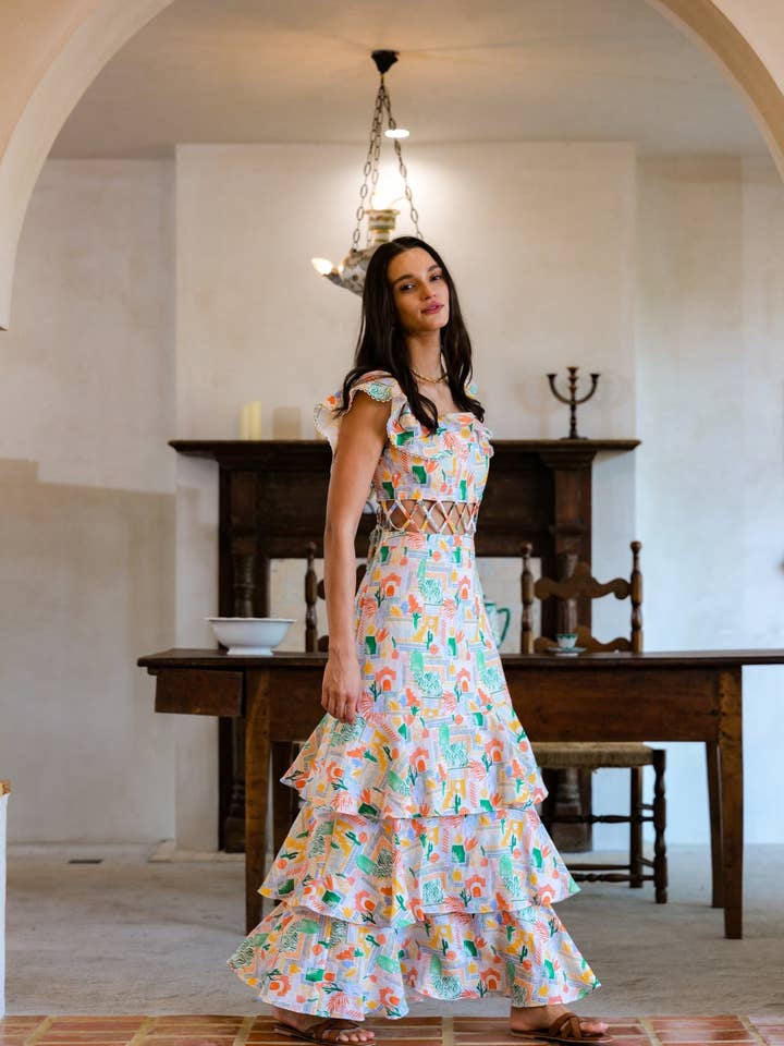 VESTIDO MAXI DE LINO OLIVIA CON VOLANTES Y DOS FORMAS DE USO para venta al por mayor de WE ARE KINDRED