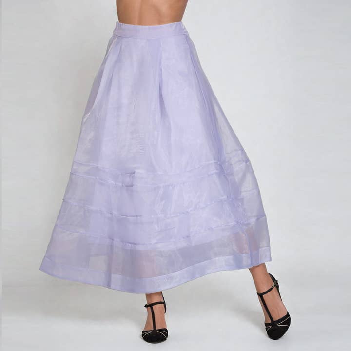 Udsvinget nederdel med lagdelte, syede plisseringer for engroshandel hos Smart and Joy