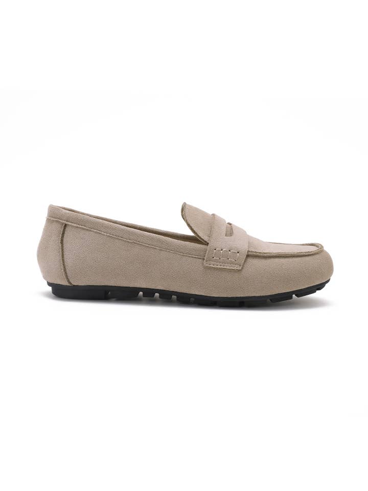 Joia Paris - Wholesale Loafers - Women's - Loafers with strap and visible stitching H8-965M11