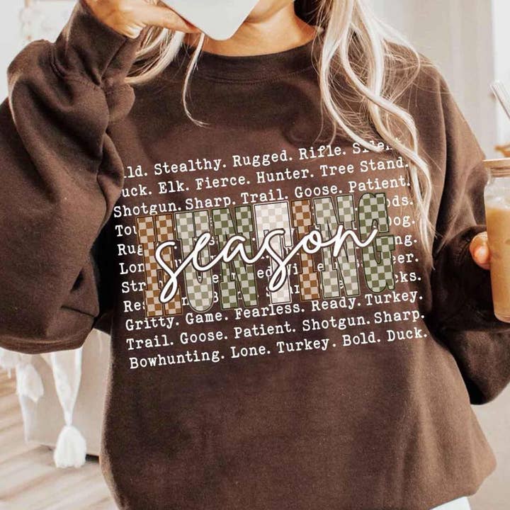 WS Jachtvrouw Zuidelijk Hertenseizoen Grafische Trui voor wholesale door Lasting Impressions CT