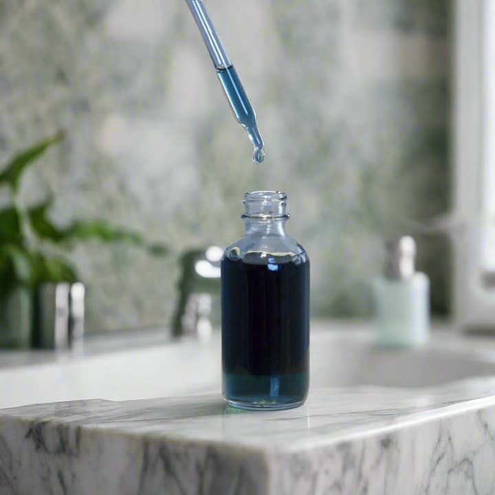 Amber Bath Co - Wholesale Facial oil - Blue Tansy Face Oil11