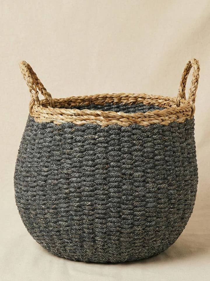 HANDMADE BASKET HOOGLA FAIR TRADE for wholesale by Veraluna Sustainable Clothing