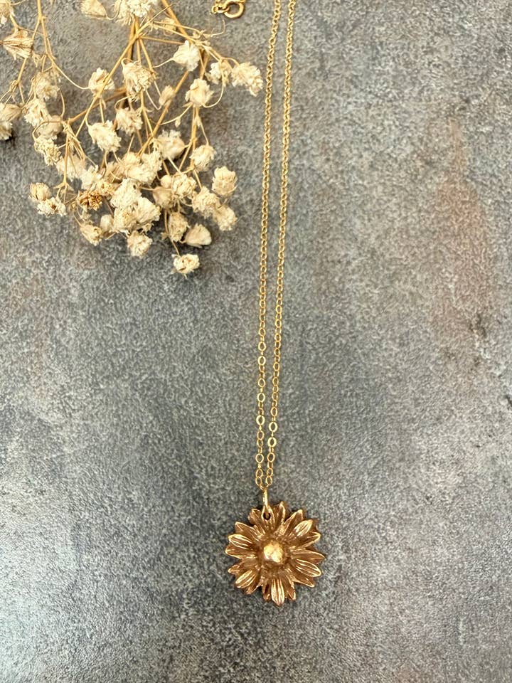 Handcrafted Gold Daisy Necklace for wholesale by Adorn