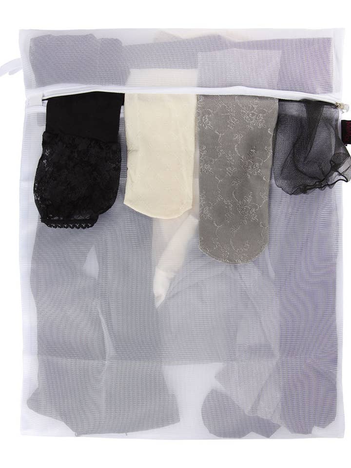 MeMoi Delicates Laundry Bag for wholesale by Infinity Classics International Inc.