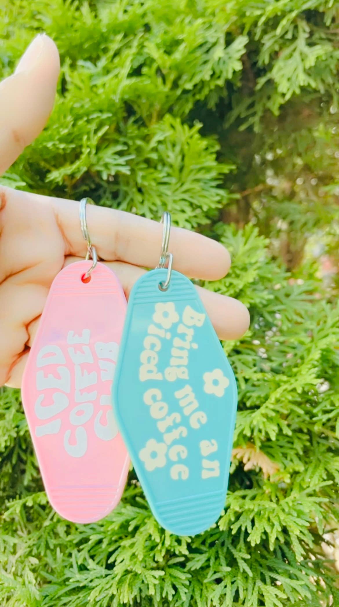 Pink pretty designs - Wholesale Keychain - Unisex - CUSTOM TEXT Motel Style Keychain2